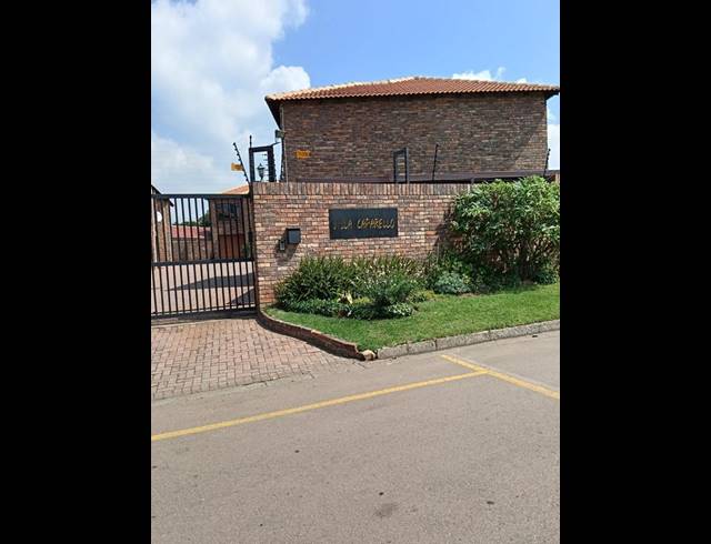 3 BEDROOM TOWNHOUSE FOR SALE IN RANDHART